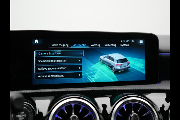 Mercedes-Benz A-Klasse 250 e AMG Line Plug In Hybrid 218pk Dealer O.H. PHEV | Widescreen Navi | Camera | Alcantara Sportstoelen Verwarmd | Keyless | Sfeerverlichting | Cruise Control | Virtual | DAB | 18"L.M |