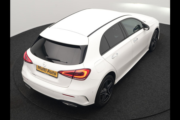 Mercedes-Benz A-Klasse 250 e AMG Line Plug In Hybrid 218pk Dealer O.H. PHEV | Widescreen Navi | Camera | Alcantara Sportstoelen Verwarmd | Keyless | Sfeerverlichting | Cruise Control | Virtual | DAB | 18"L.M |