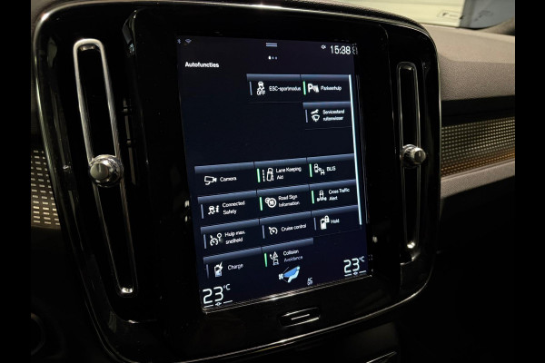 Volvo XC40 T5 Aut. Plug-in Hybrid R-Design ACC Trekhaak Parkeercamera 262pk
