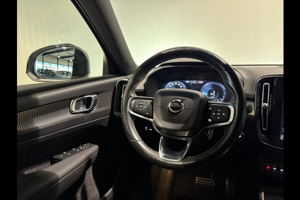 Volvo XC40 T5 Aut. Plug-in Hybrid R-Design ACC Trekhaak Parkeercamera 262pk