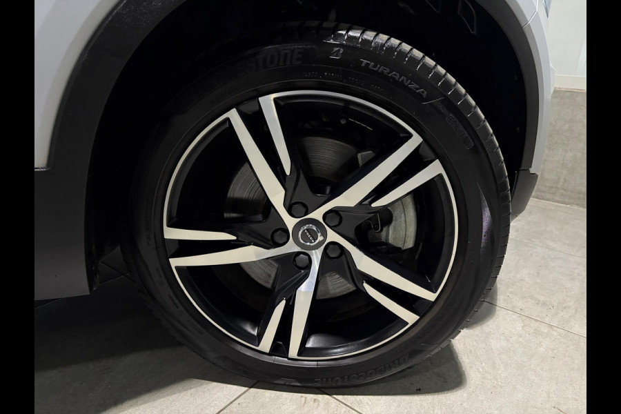 Volvo XC40 T5 Aut. Plug-in Hybrid R-Design ACC Trekhaak Parkeercamera 262pk