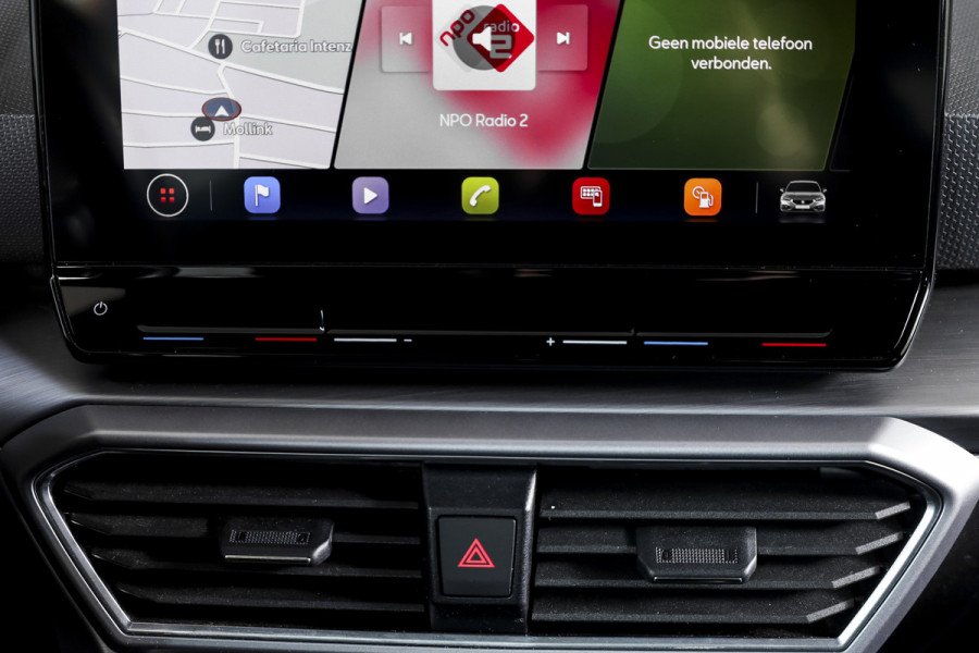 Seat Leon 1.4 TSI eHybrid 204 PK PHEV FR Business Intense - Automaat | S/K-Dak | Dig. Cockpit | Adapt. Cruise | Stoel-+Stuurverw. | PDC | Camera | NAV + App. Connect | ECC | LM 18" |