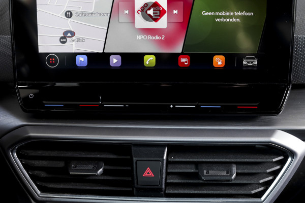 Seat Leon 1.4 TSI eHybrid 204 PK PHEV FR Business Intense - Automaat | S/K-Dak | Dig. Cockpit | Adapt. Cruise | Stoel-+Stuurverw. | PDC | Camera | NAV + App. Connect | ECC | LM 18" |