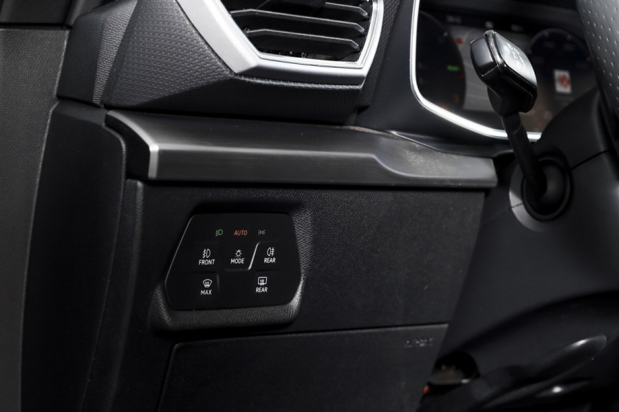 Seat Leon 1.4 TSI eHybrid 204 PK PHEV FR Business Intense - Automaat | S/K-Dak | Dig. Cockpit | Adapt. Cruise | Stoel-+Stuurverw. | PDC | Camera | NAV + App. Connect | ECC | LM 18" |