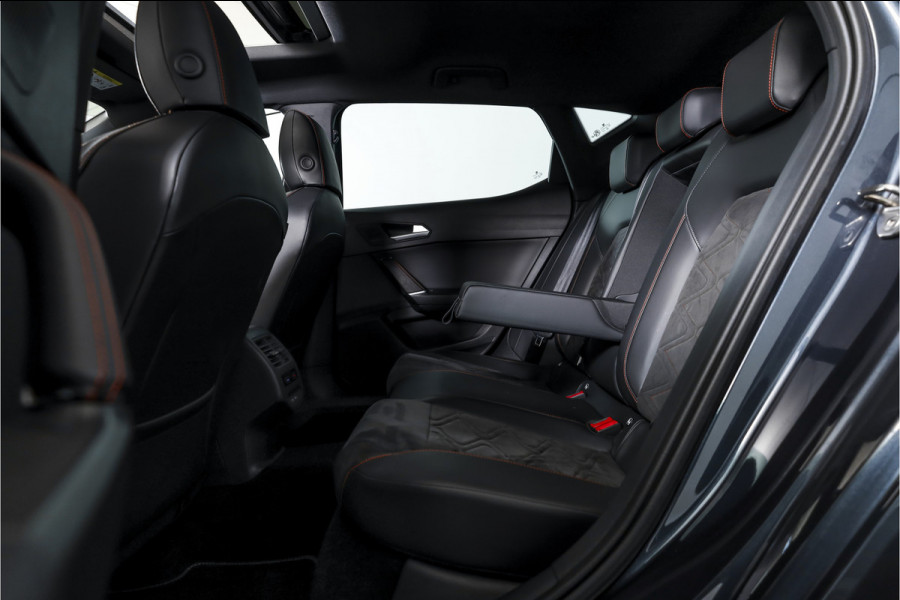 Seat Leon 1.4 TSI eHybrid 204 PK PHEV FR Business Intense - Automaat | S/K-Dak | Dig. Cockpit | Adapt. Cruise | Stoel-+Stuurverw. | PDC | Camera | NAV + App. Connect | ECC | LM 18" |