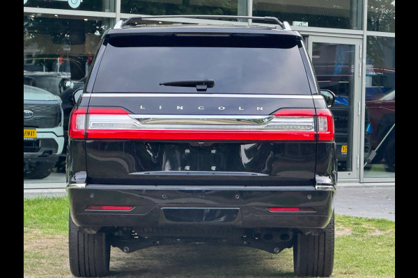 Lincoln Navigator 3.5L V6 Lang Black Label