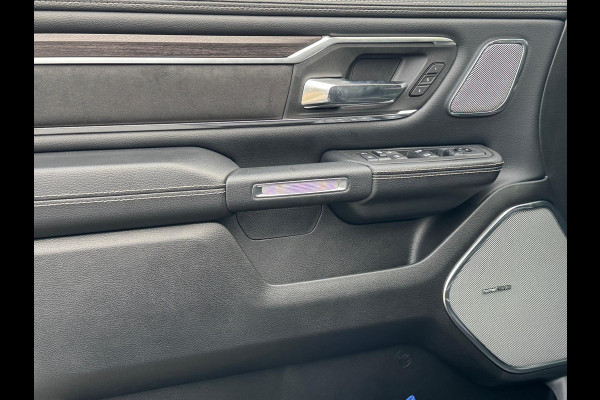 Dodge Ram Laramie full spec. luchtvering, pano, pass.scherm MY25 3.0L TT Hurrican 420pk