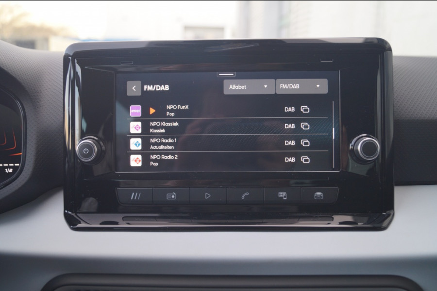 Seat Arona 1.0 TSI Style -NAVI-ECC-DIGI-CAM-PDC-