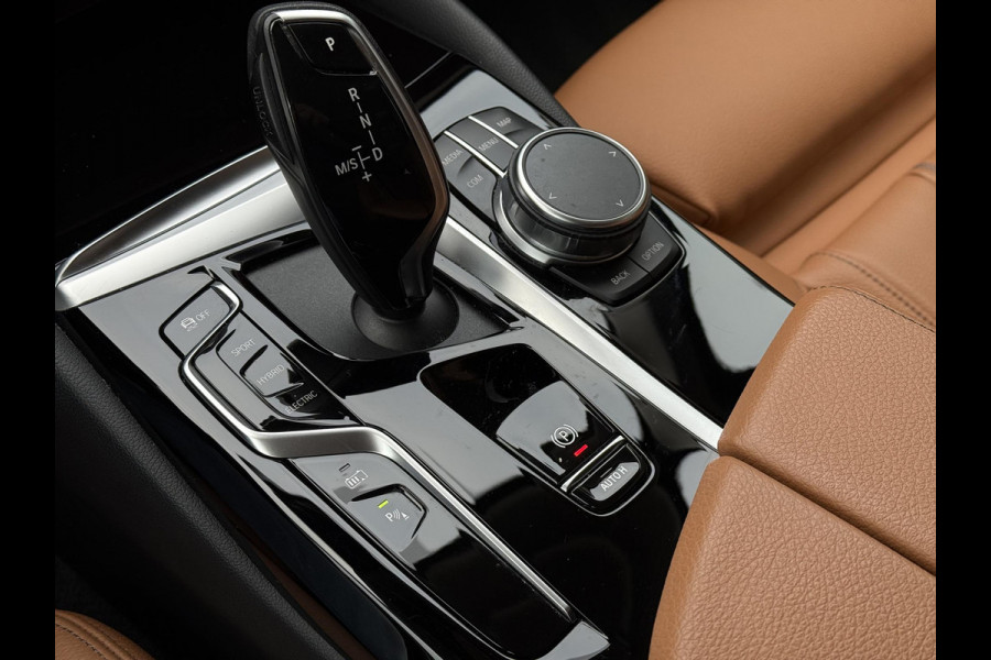 BMW 5 Serie Touring 530e Aut. Hybrid Exe Plus Edition | Leder Sport | LED | New model