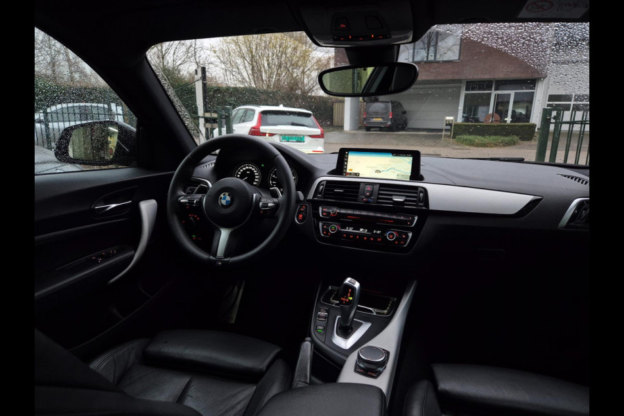 BMW 2 Serie Coupé M-Sport Apple Carplay Line Assist 2e eigenaar High Executive