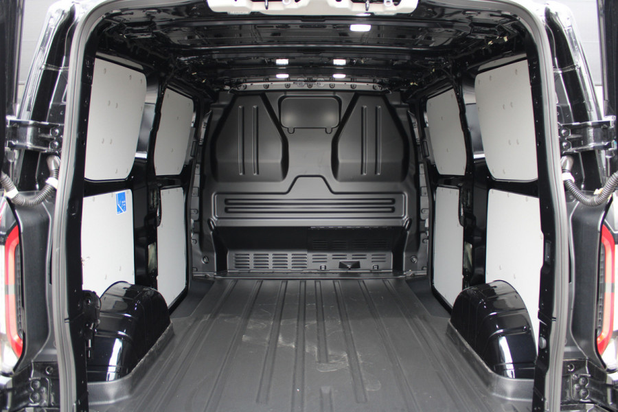 Ford Transit Custom 320 2.0 TDCI L1H1 Sport 170pk - 2x Schuifdeur - 19" LM velgen - ACC - Blind spot - Navi - Camera - Verwarmd stuur - 70l tank - R