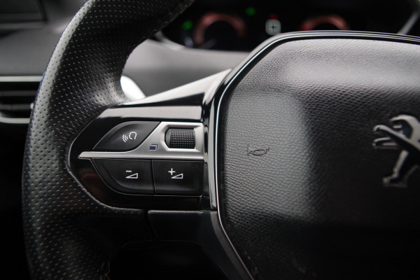 Peugeot 3008 1.2 PureTech 130 PK GT Line, Cruise Control, Navigatie, Carplay