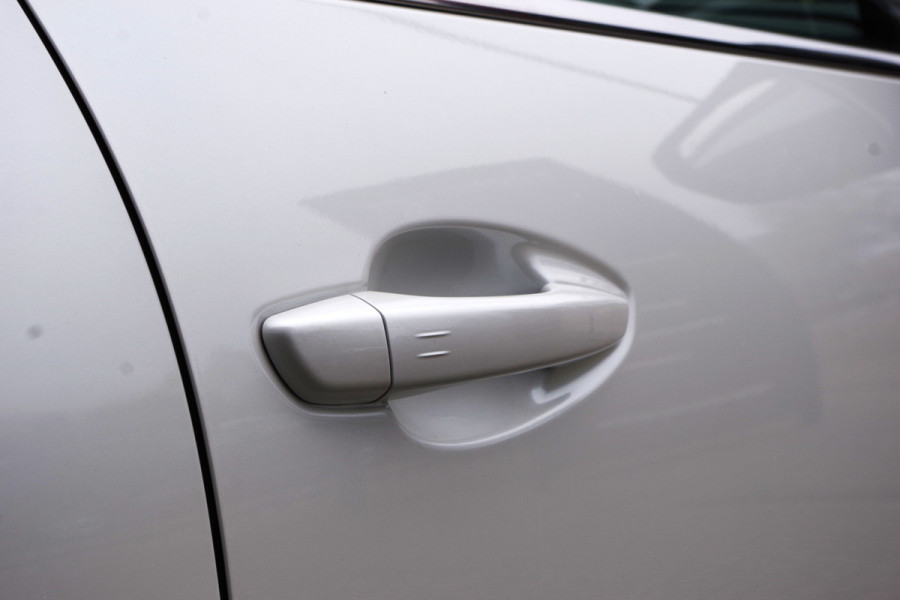 Peugeot 3008 1.2 PureTech 130 PK GT Line, Cruise Control, Navigatie, Carplay