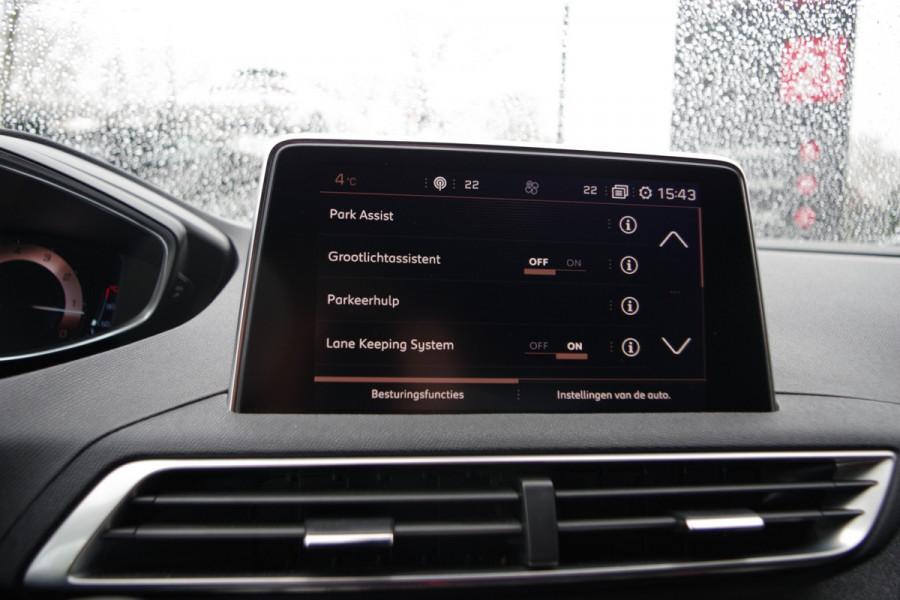 Peugeot 3008 1.2 PureTech 130 PK GT Line, Cruise Control, Navigatie, Carplay