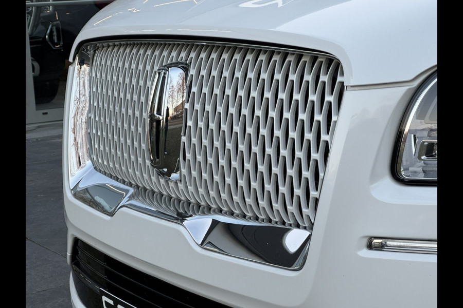 Lincoln Navigator BLACK LABEL FULL SPEC.