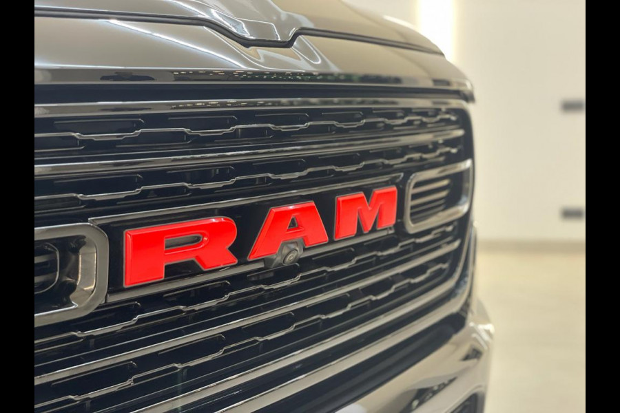 Dodge Ram 1500 5.7 V8 Limited RED Widebody Carway Edition