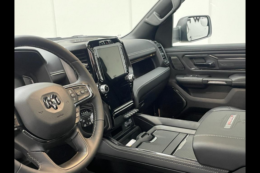 Dodge Ram 1500 5.7 V8 Limited RED Widebody Carway Edition