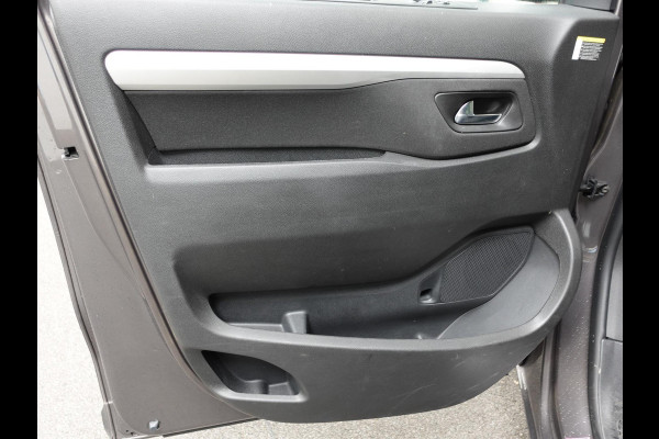 Opel Vivaro 1.5 CDTI L3H1 Dubbele Cabine 145PK Automaat Trekhaak Navigatie Airco Parkeersensoren Camera Cruise control