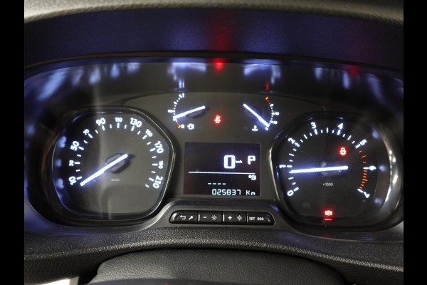 Opel Vivaro 1.5 CDTI L3H1 Dubbele Cabine 145PK Automaat Trekhaak Navigatie Airco Parkeersensoren Camera Cruise control