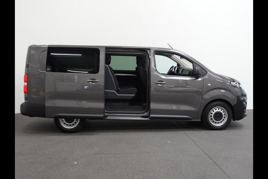 Opel Vivaro 1.5 CDTI L3H1 Dubbele Cabine 145PK Automaat Trekhaak Navigatie Airco Parkeersensoren Camera Cruise control