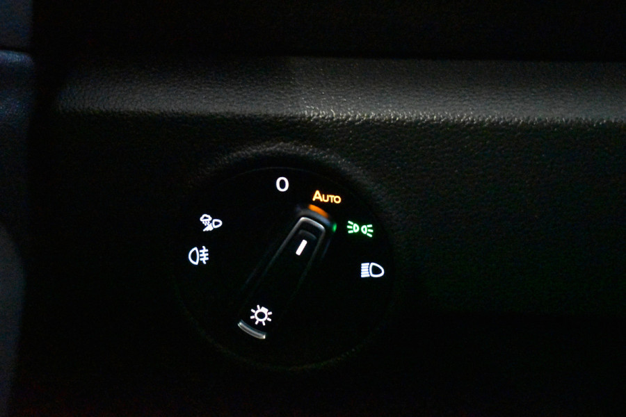 Volkswagen T-Roc 1.5 TSI 150PK DSG STYLE VIRTUAL/CARPLAY/CAMERA