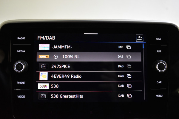 Volkswagen T-Roc 1.5 TSI 150PK DSG STYLE VIRTUAL/CARPLAY/CAMERA