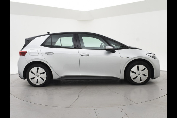 Volkswagen ID.3 PRO 58 KWH + SFEERVERLICHTING | ADAPTIVE CRUISE | STUUR / STOELVERWARMING