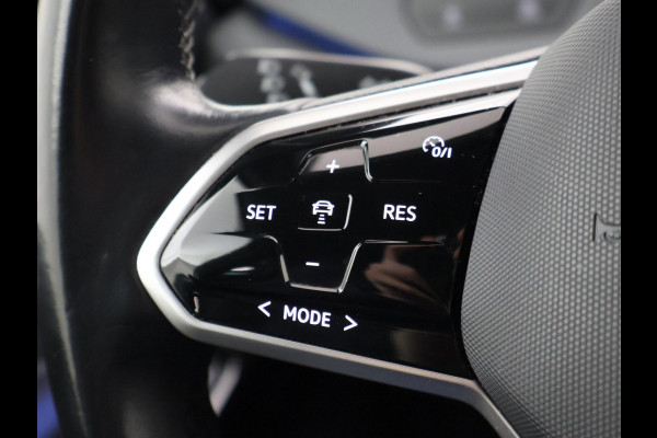 Volkswagen ID.3 PRO 58 KWH + SFEERVERLICHTING | ADAPTIVE CRUISE | STUUR / STOELVERWARMING