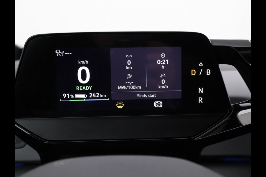 Volkswagen ID.3 PRO 58 KWH + SFEERVERLICHTING | ADAPTIVE CRUISE | STUUR / STOELVERWARMING
