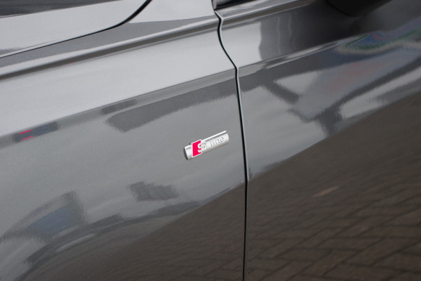 Audi A6 Avant 55 TFSI e 367 PK Quattro Competition S-Line Plug-In Hybride, Tour-Pakket, HD-Matrix, Camera, Stoel-& Stuurverwarming