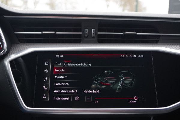 Audi A6 Avant 55 TFSI e 367 PK Quattro Competition S-Line Plug-In Hybride, Tour-Pakket, HD-Matrix, Camera, Stoel-& Stuurverwarming