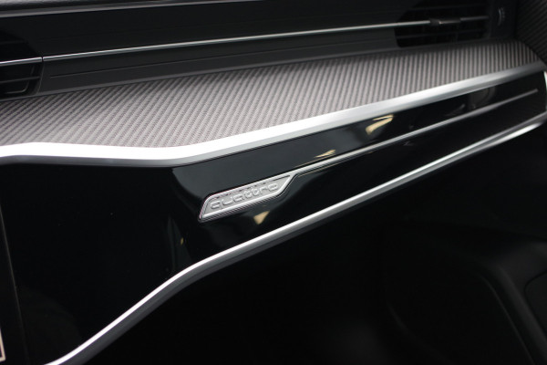 Audi A6 Avant 55 TFSI e 367 PK Quattro Competition S-Line Plug-In Hybride, Tour-Pakket, HD-Matrix, Camera, Stoel-& Stuurverwarming