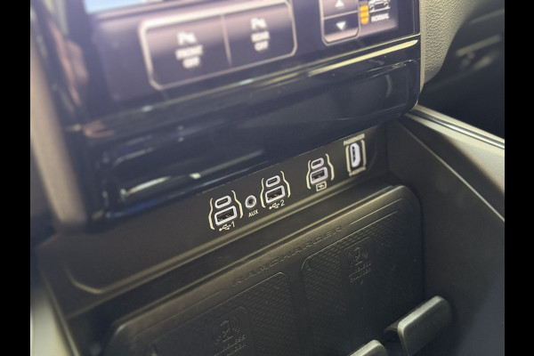 Dodge Ram MY25 Laramie High Spec SST 3.0L TT 420pk pass.scherm