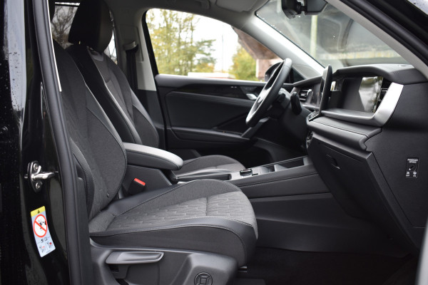 Volkswagen Tayron 1.5 eTSI 150PK DSG LIFE 7-PERSOONS/TREKHAAK/FABRIEKSGARANTIE Auto wordt verwacht!