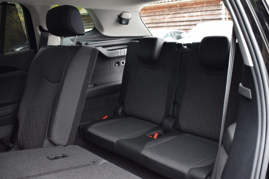 Volkswagen Tayron 1.5 eTSI 150PK DSG LIFE 7-PERSOONS/TREKHAAK/FABRIEKSGARANTIE Auto wordt verwacht!