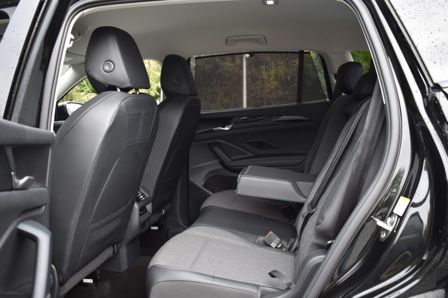 Volkswagen Tayron 1.5 eTSI 150PK DSG LIFE 7-PERSOONS/TREKHAAK/FABRIEKSGARANTIE Auto wordt verwacht!