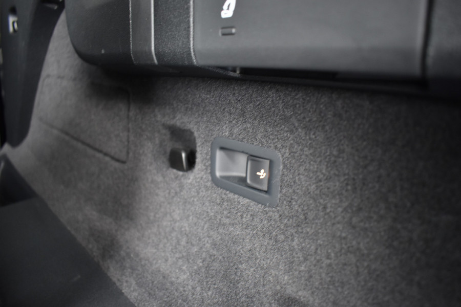 Volkswagen Tayron 1.5 eTSI 150PK DSG LIFE 7-PERSOONS/TREKHAAK/FABRIEKSGARANTIE Auto wordt verwacht!