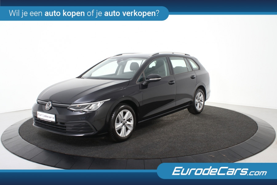 Volkswagen Golf VIII Variant Life *1ste eigenaar*Navigatie*Park Assist*Carplay*