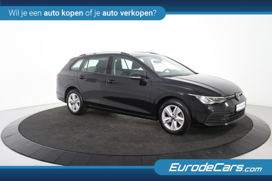 Volkswagen Golf VIII Variant Life *1ste eigenaar*Navigatie*Park Assist*Carplay*