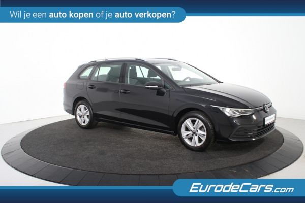 Volkswagen Golf VIII Variant Life *1ste eigenaar*Navigatie*Park Assist*Carplay*