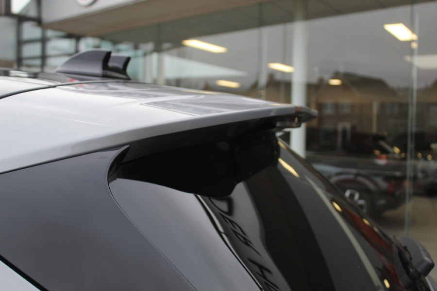 Ford Kuga 2.5-243pk PHEV ST-Line X. Van €. 54.937,- voor €. 43.735,- Trekgewicht van 2.100kg ! Elektr. panodak., elektr. trekhaak, stoel-, stuur- en voorraamverw., 360gr. Camera, HUD, AppleCarplay/Androidauto, Elektr. verstelb. comfortstoelen, LED verl.