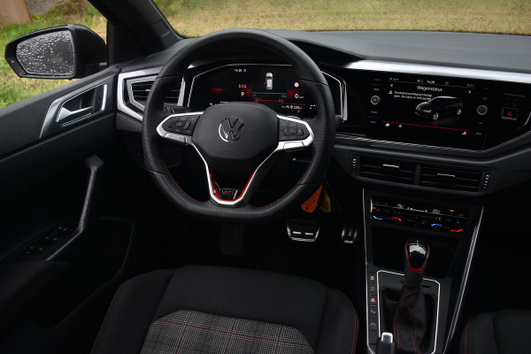 Volkswagen Polo GTI 2.0 TSI 210PK DSG GTI-SPORT VIRTUAL/LED/CARPLAY FABRIEKS GARANTIE