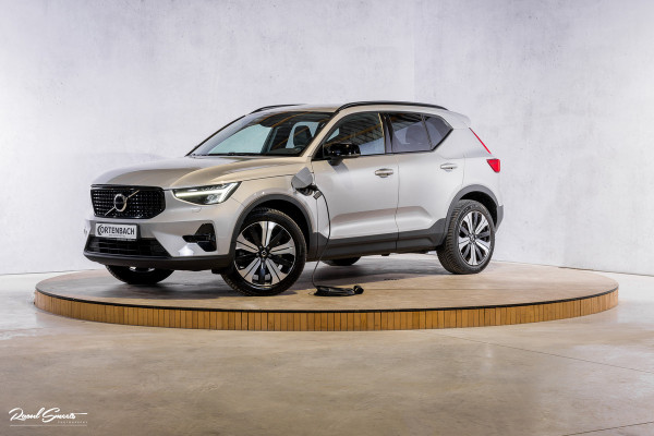 Volvo XC40 1.5 T5 Plug-in hybrid Plus Dark | Adaptieve cruise | Blis | Memory | Harman Kardon | Leder |