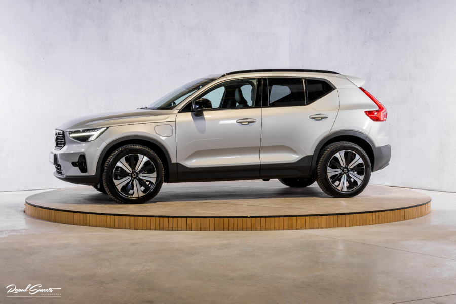 Volvo XC40 1.5 T5 Plug-in hybrid Plus Dark | Adaptieve cruise | Blis | Memory | Harman Kardon | Leder |