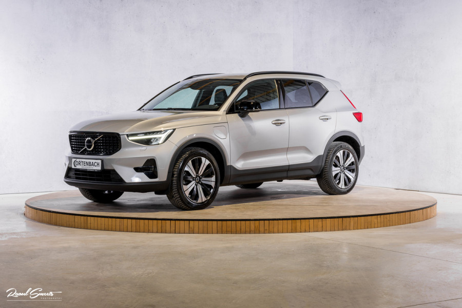 Volvo XC40 1.5 T5 Plug-in hybrid Plus Dark | Adaptieve cruise | Blis | Memory | Harman Kardon | Leder |