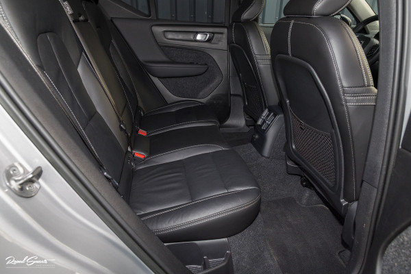 Volvo XC40 1.5 T5 Plug-in hybrid Plus Dark | Adaptieve cruise | Blis | Memory | Harman Kardon | Leder |