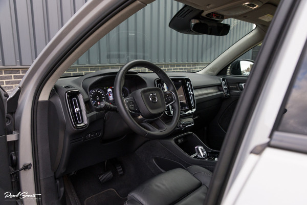 Volvo XC40 1.5 T5 Plug-in hybrid Plus Dark | Adaptieve cruise | Blis | Memory | Harman Kardon | Leder |