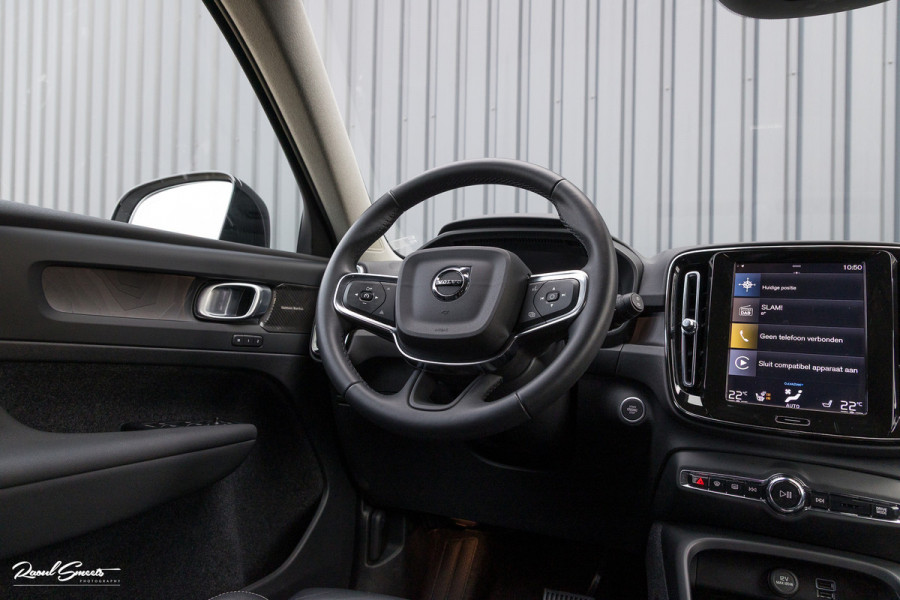 Volvo XC40 1.5 T5 Plug-in hybrid Plus Dark | Adaptieve cruise | Blis | Memory | Harman Kardon | Leder |