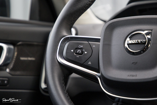 Volvo XC40 1.5 T5 Plug-in hybrid Plus Dark | Adaptieve cruise | Blis | Memory | Harman Kardon | Leder |