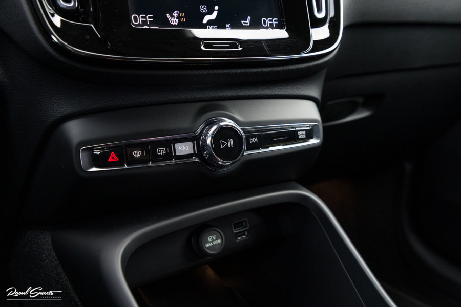 Volvo XC40 1.5 T5 Plug-in hybrid Plus Dark | Adaptieve cruise | Blis | Memory | Harman Kardon | Leder |